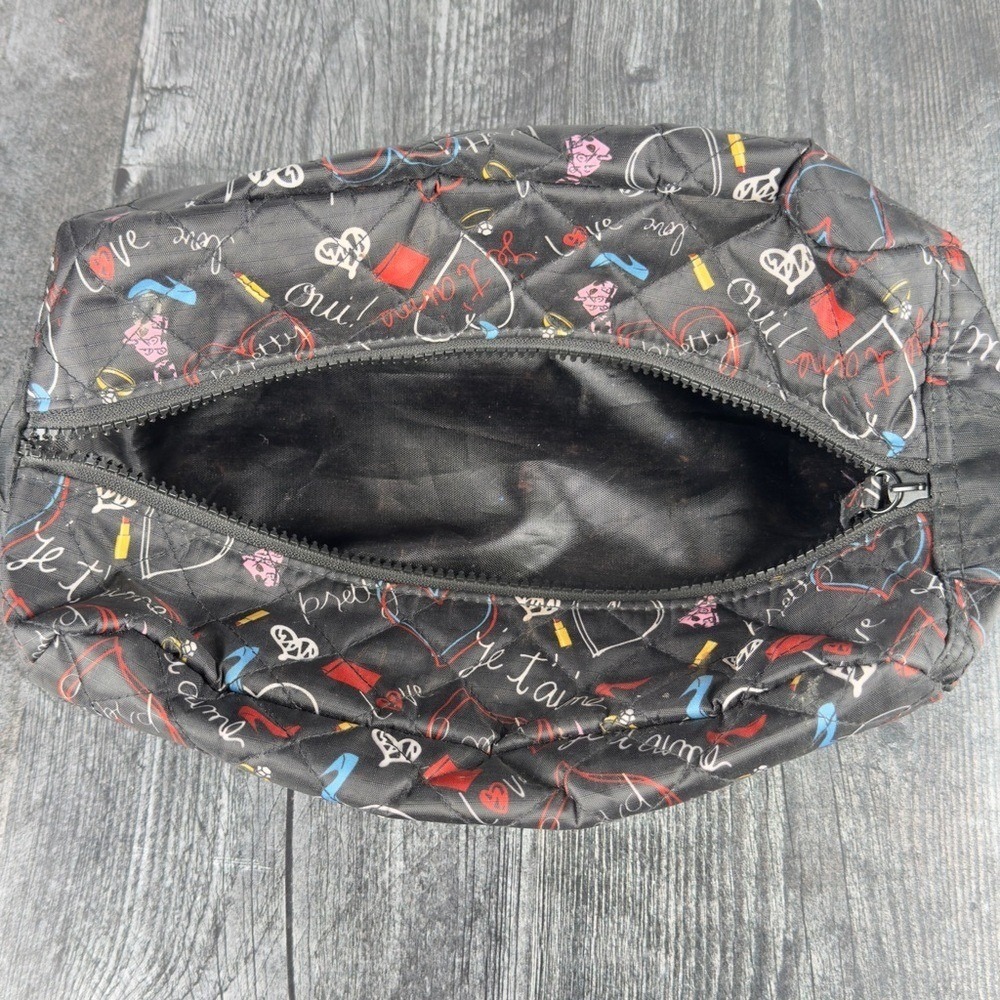 Chinese‎ Laundry Black and Red Quilted Cosmetic Bag - Picture 8 of 8